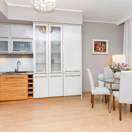 Royal - Neptun Park By Oneapartments *