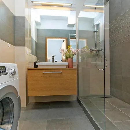 Royal - Neptun Park By Oneapartments Apartment